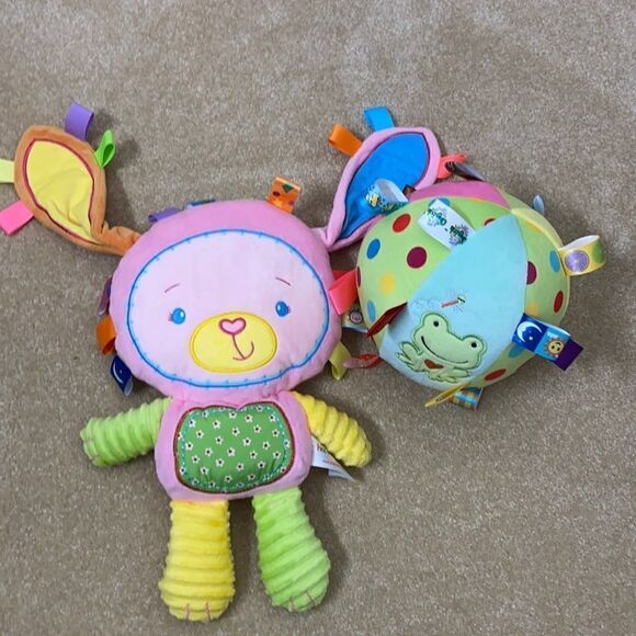Taggy Toy Bundle NEW - Picture 1 of 4